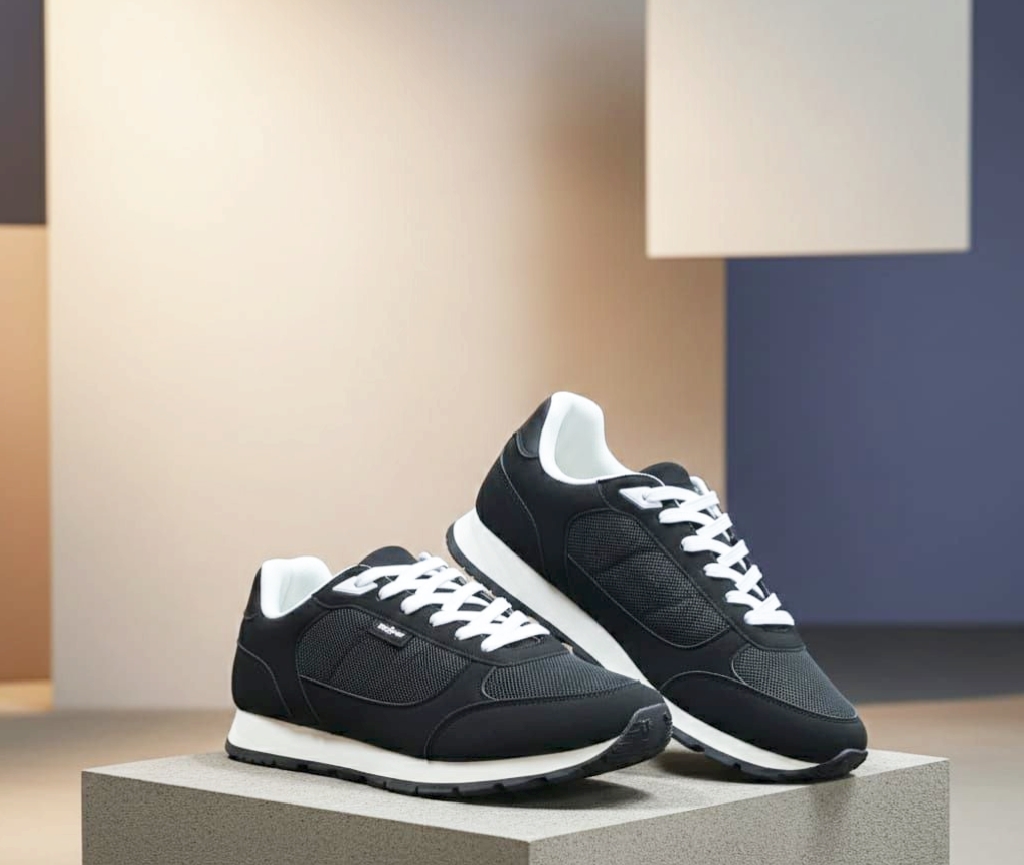 Premium Comfort Casual Sneakers (black)