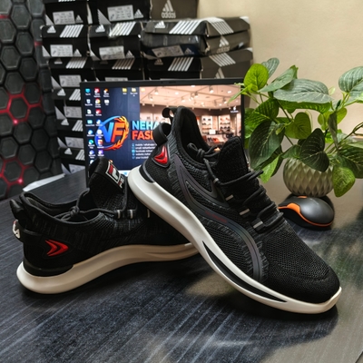 Fila 𝐋𝐢𝐠𝐡𝐭 𝐖𝐞𝐢𝐠𝐡𝐭 𝐒𝐩𝐨𝐫𝐭𝐬 & 𝐑𝐮𝐧𝐧𝐢𝐧𝐠 𝐒𝐡𝐨𝐞𝐬 (BLACK)_img_3
