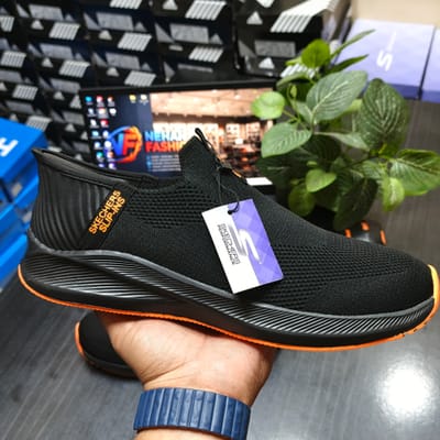 SKECHERS SLIP-INS” 𝐒𝐧𝐞𝐚𝐤𝐞𝐫 (FIRE BLACK)_img_0