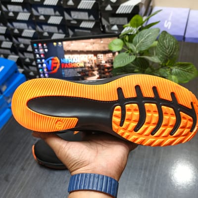 SKECHERS SLIP-INS” 𝐒𝐧𝐞𝐚𝐤𝐞𝐫 (FIRE BLACK)_img_1