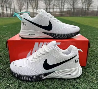 NIKE ZOOM 𝐒𝐧𝐞𝐚𝐤𝐞𝐫 (WHITE)_img_1